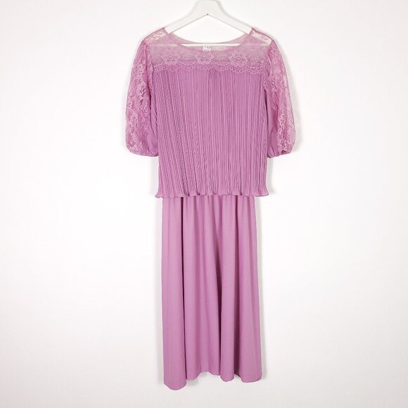 Vintage Pink Pleated Lace Contrast 60s 70s Dress Made in USA - Picture 1 of 9